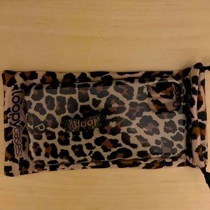 Loopy Case Leopard Print iPhone 11